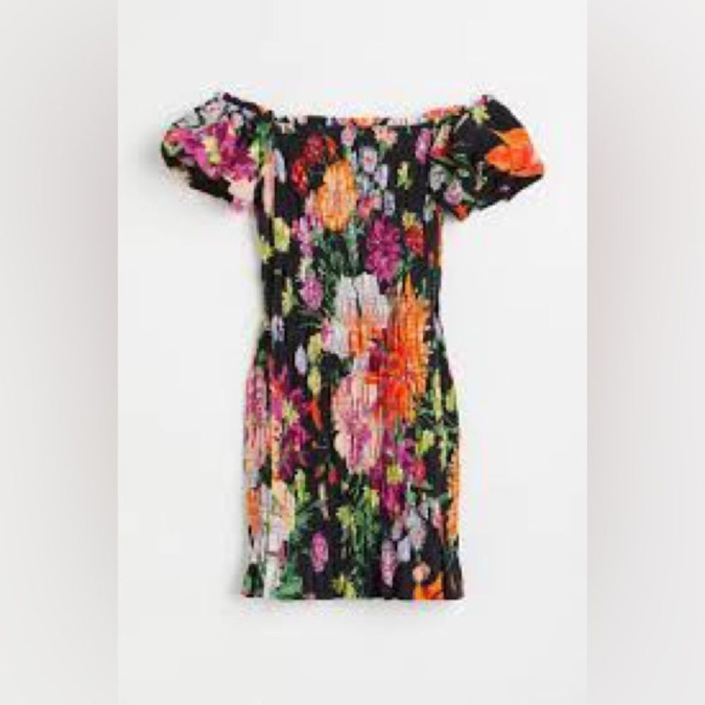 H&M SMOCKED OFF-THE-SHOULDER DRESS - Picture 2 of 10